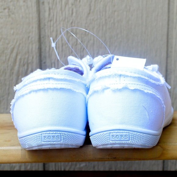 white Skechers Women's BOBS B Cute Sneaker - Picture 4 of 7